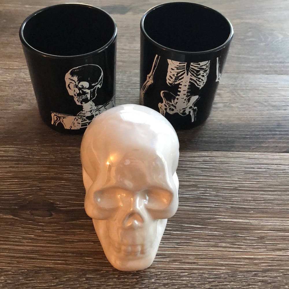 Skull candle holders & ceramic skull decor